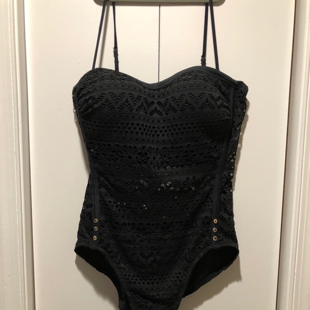 Black swimsuit size xl